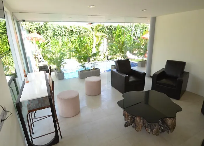 Karisa Pods Seminyak (Bali)