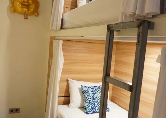 Karisa Pods Seminyak (Bali)